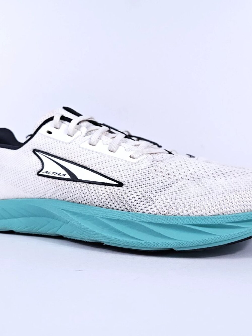 Altra Escalante 4 Womens 9 Zero Drop Lightweight Road Running Shoes White Blue